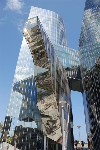 Glass-curtain-wall-architectural-glass-supplier-morn
