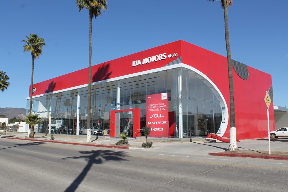 Morn-kia-ensenada-Point-fixed-glass-facade