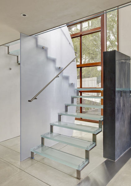 laminated-glass-staircase-supplier-morn