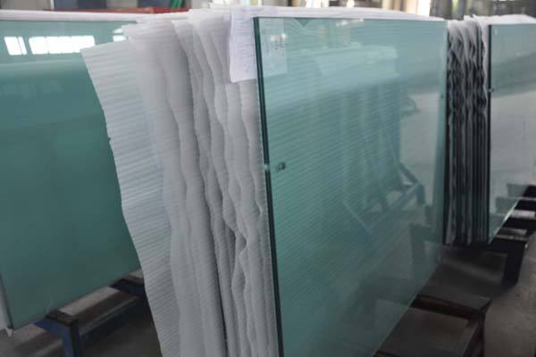 CHINA LAMINATED GLASS MANUFACTURER-MORN