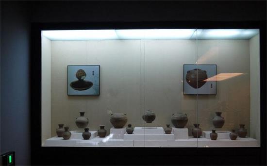 Museum-anti-reflective-coatings-morn-bm